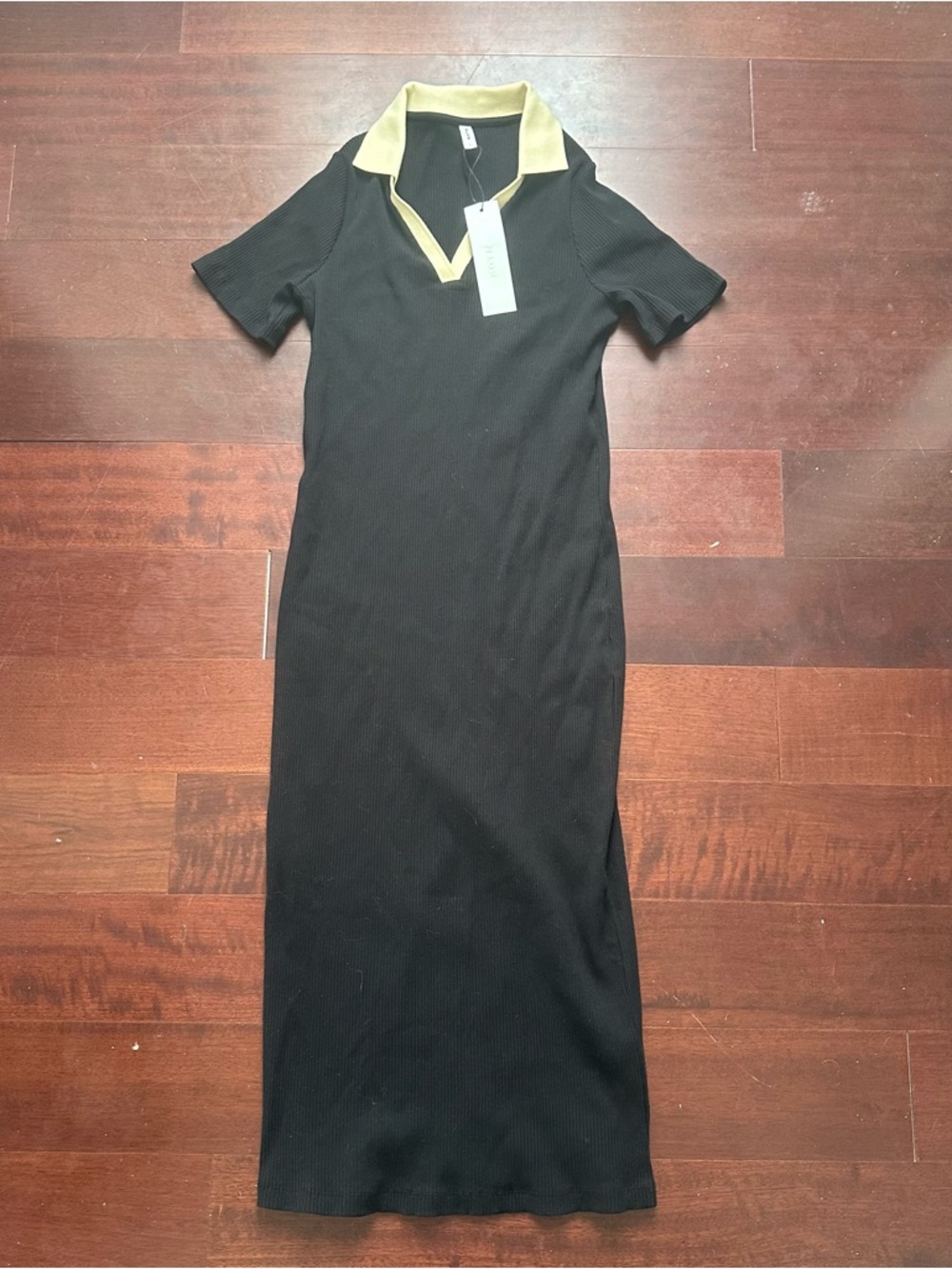 NWT Kotn Garden City Dress - Size L